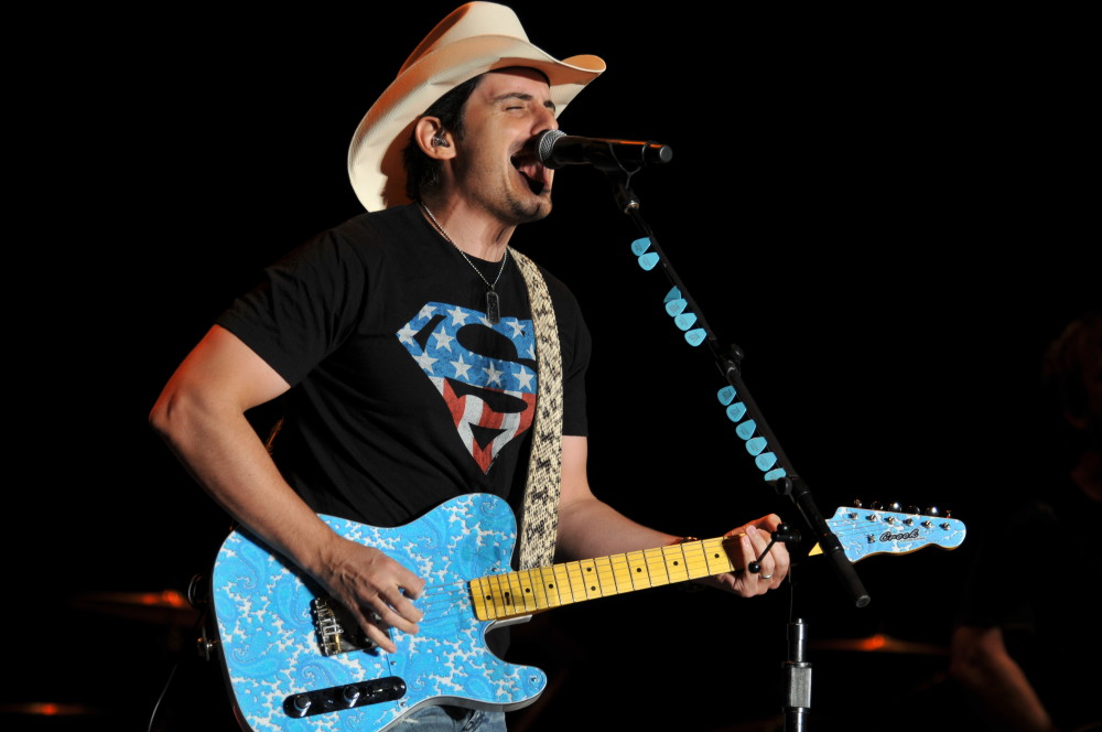 Brad Paisley's H2O II: Wetter & Wilder Tour