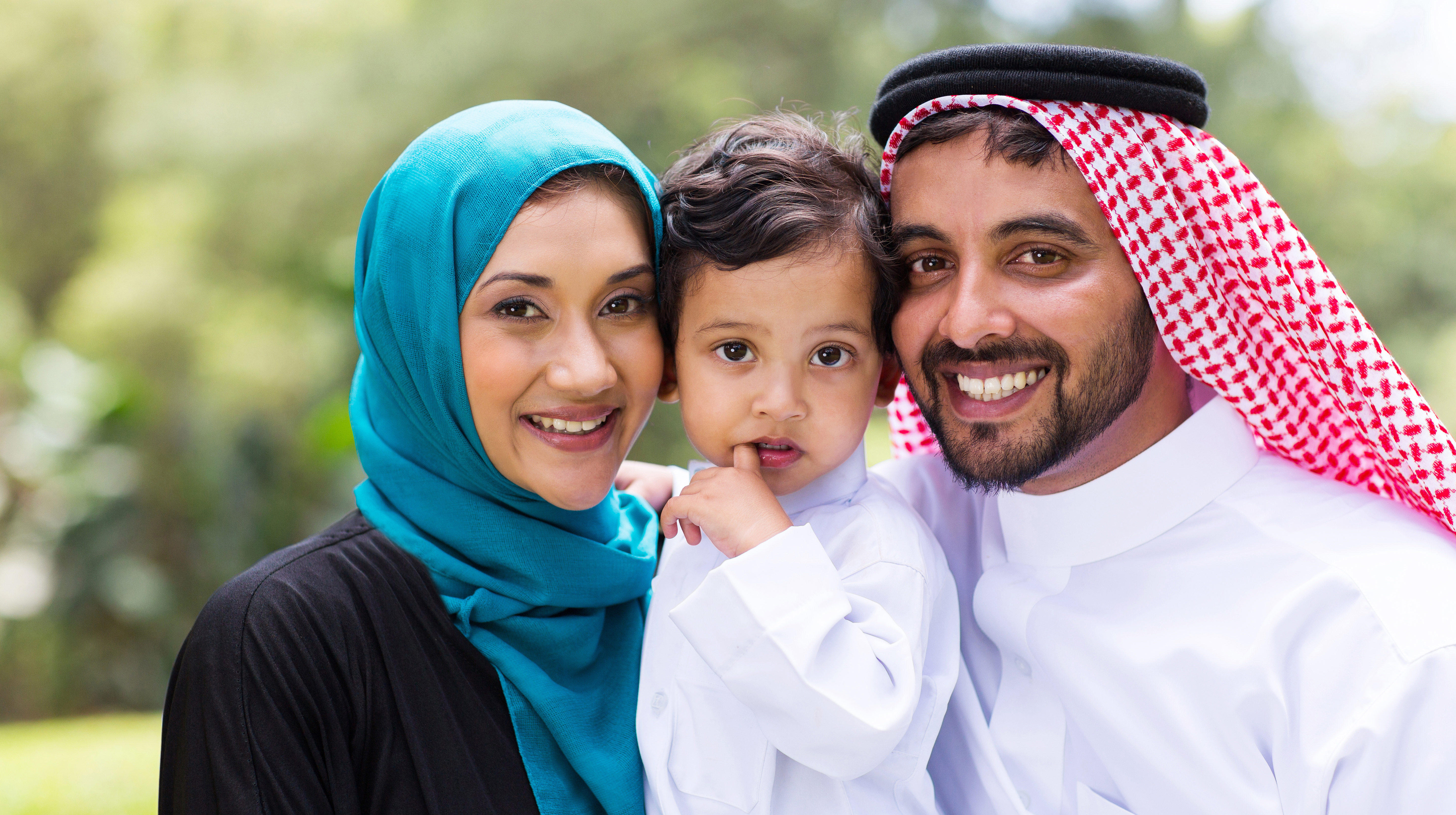 Семья и национальность. Мусульманская семья. Арабская семья. Мусульмане.